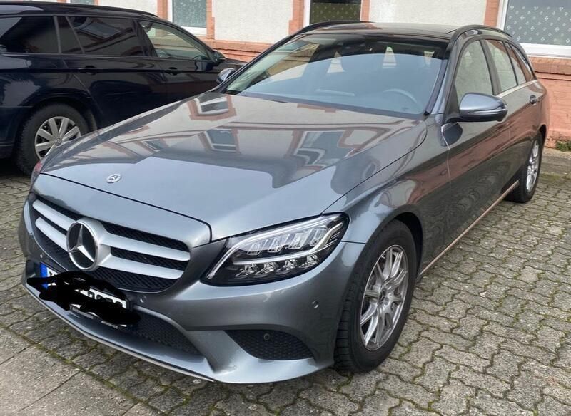 Grau Gebraucht 2020 Mercedes C220 Kombi | 16.900 € (Superpreis) - Bild 1/4