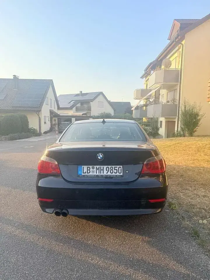 Gebraucht BMW 523 177 PS (130 kW) 2005 Limousine