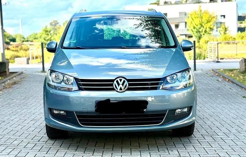 Blau Gebraucht 2014 VW Sharan Life Van / Kleinbus | 13.900 € (Superpreis) - Bild 1/4
