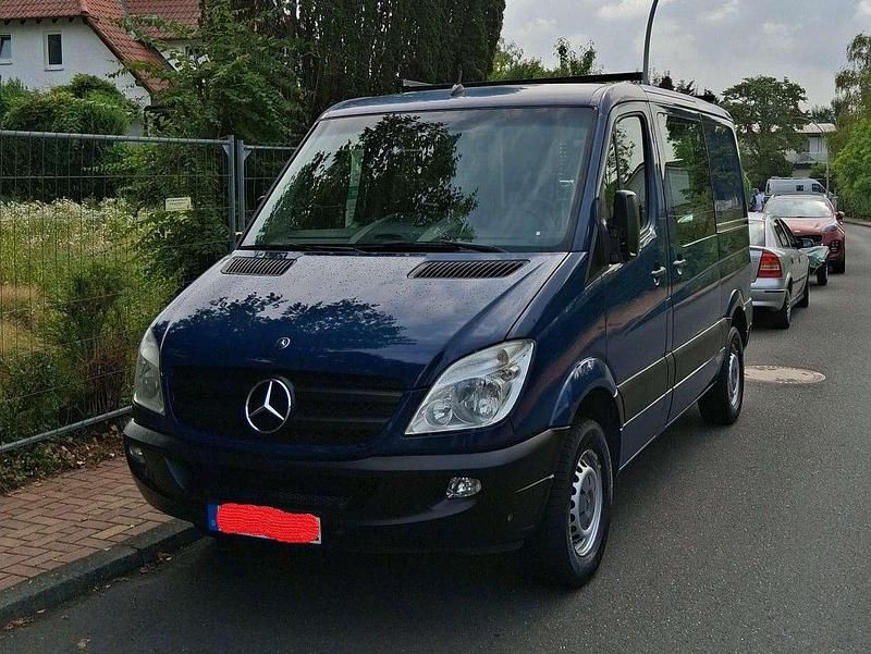 Blau Gebraucht 2011 Mercedes 316 Van | 10.800 € (Superpreis) - Bild 1/4