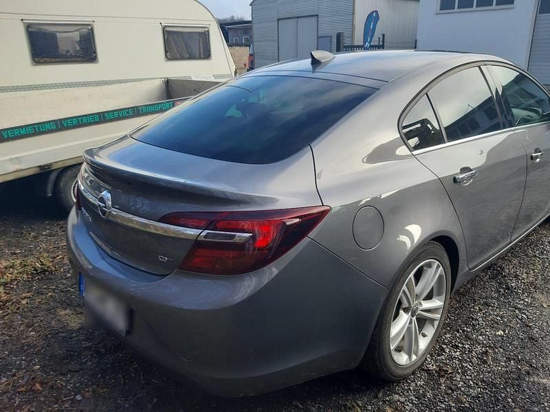 Gebraucht Opel Insignia 170 PS (125 kW) 2015 Grau Coupé
