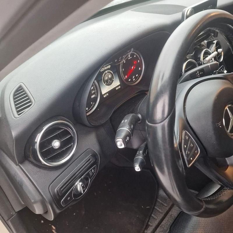 Gebraucht Mercedes C220 170 PS (125 kW) 2016 Beige Limousine