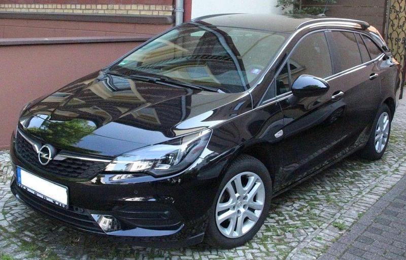 Schwarz Gebraucht 2022 Opel Astra Kombi | 19.500 € (Fairer Preis) - Bild 1/4