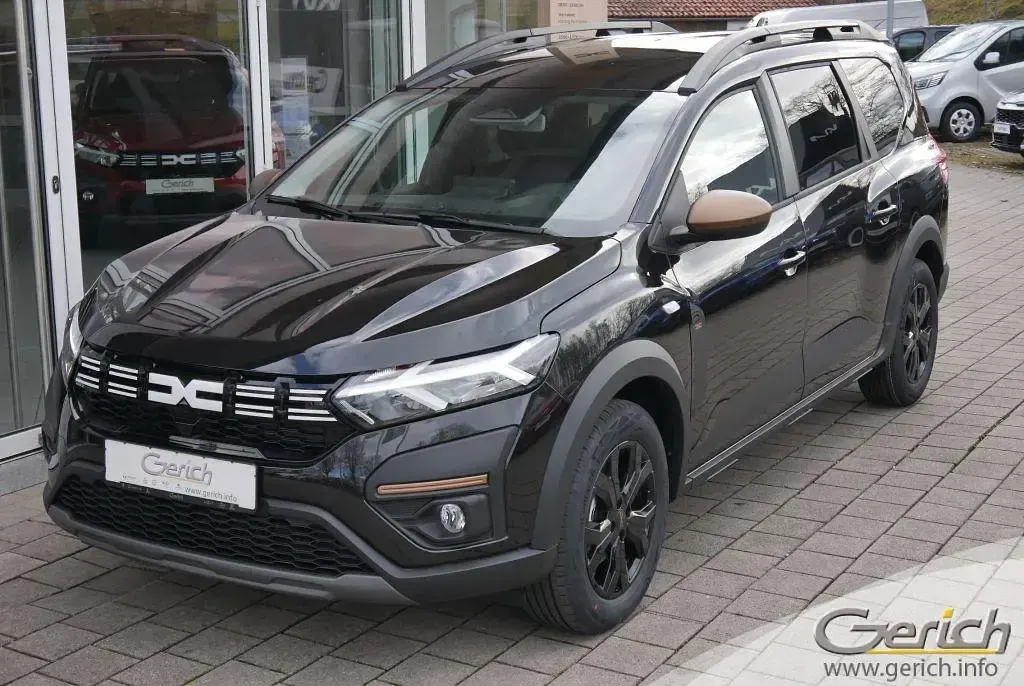 Gebraucht Dacia Jogger Extreme 141 PS (103 kW) 2025 Van / Kleinbus