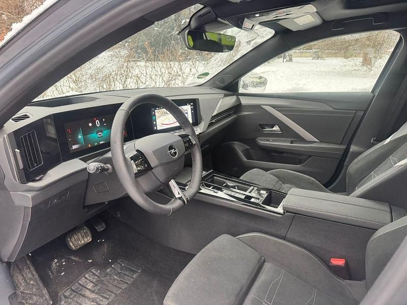 Gebraucht Opel Astra 131 PS (96 kW) 2025 Grau Kombi