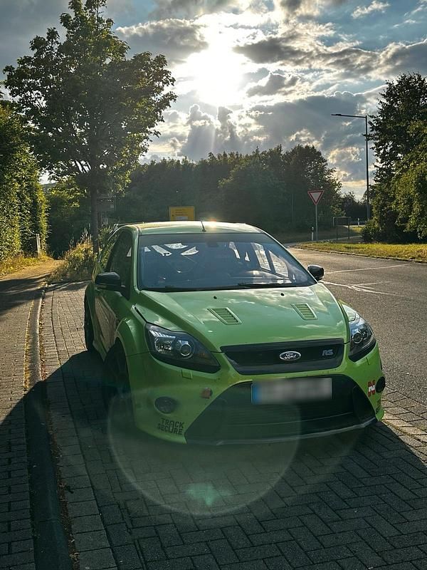 Gebraucht Ford Focus RS 426 PS (313 kW) 2009 Grün Limousine