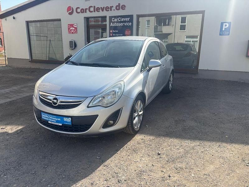Gebraucht Opel Corsa 86 PS (63 kW) 2012 Silber Kleinwagen