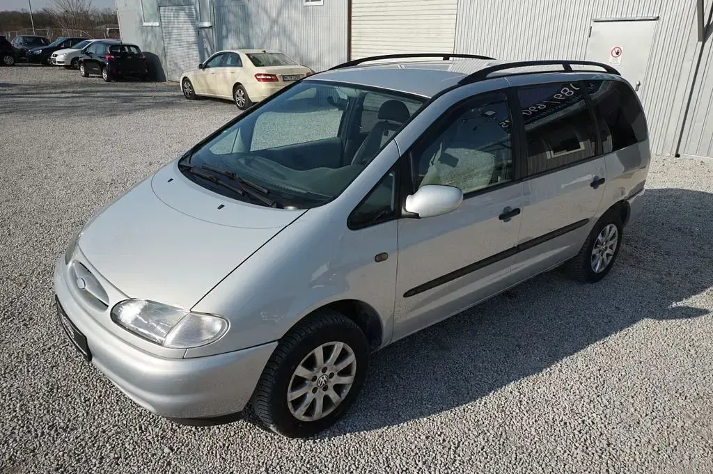 Gebraucht Ford Galaxy Basis 116 PS (85 kW) 1999 Satin silver Van / Kleinbus
