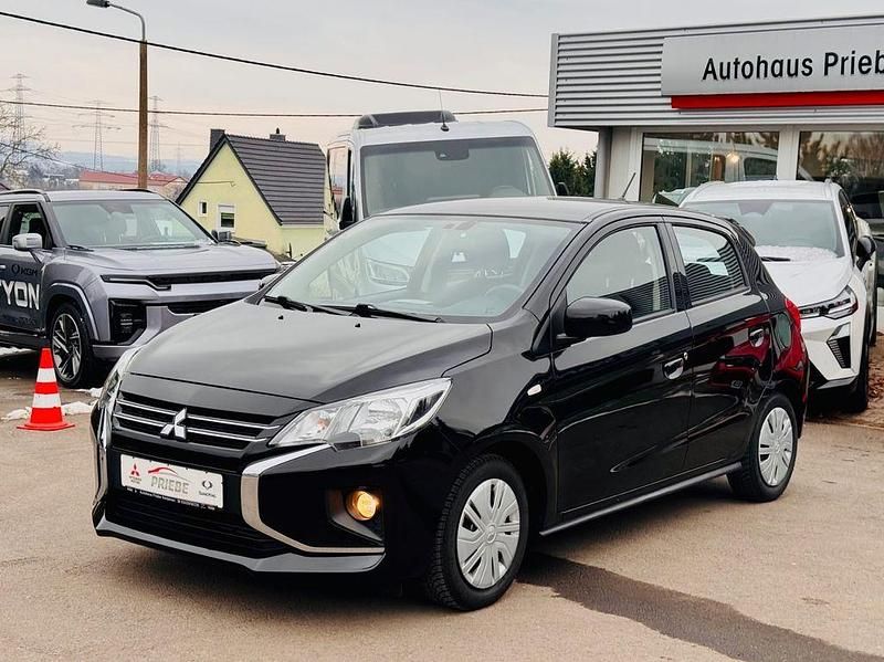 Schwarz Gebraucht 2022 Mitsubishi Space Star Select Limousine | 11.490 € (Fairer Preis) - Bild 1/4