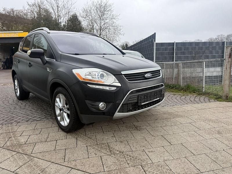 Gebraucht Ford Kuga Titanium 163 PS (119 kW) 2012 Schwarz SUV