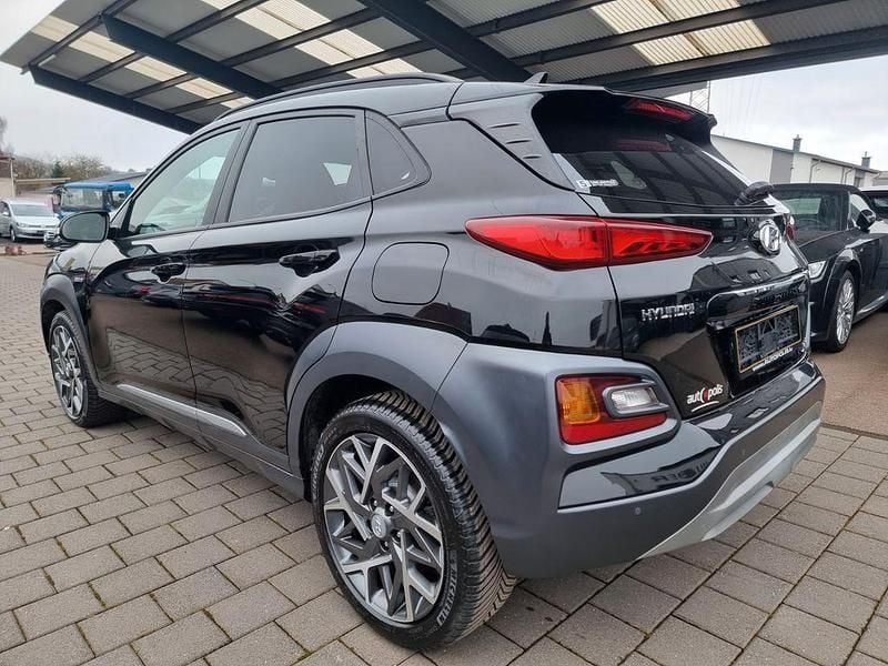 Gebraucht Hyundai Kona Sport 141 PS (103 kW) 2021 Schwarz SUV