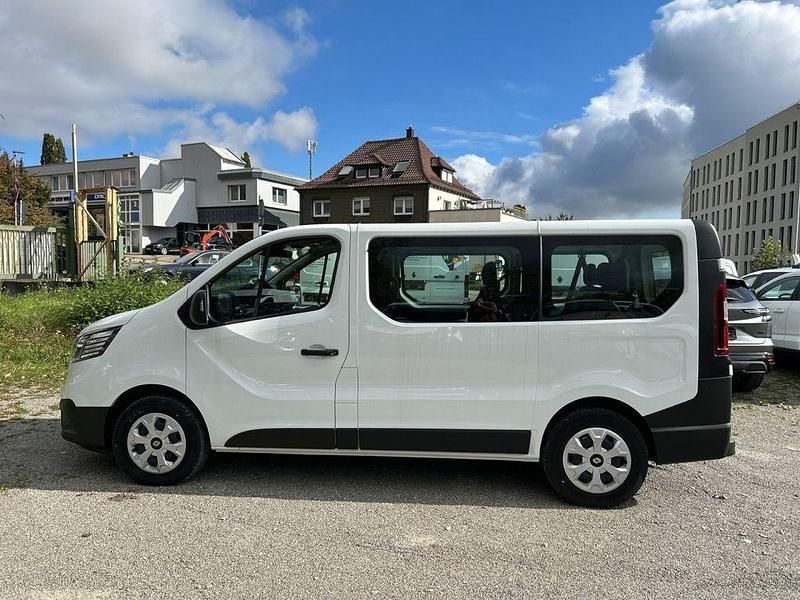 Neu Renault Trafic 110 PS (80 kW) 2025 Weiß Van / Kleinbus