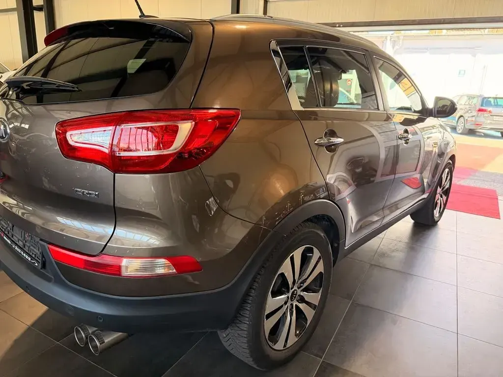 Gebraucht Kia Sportage Spirit 184 PS (135 kW) 2013 Beige SUV