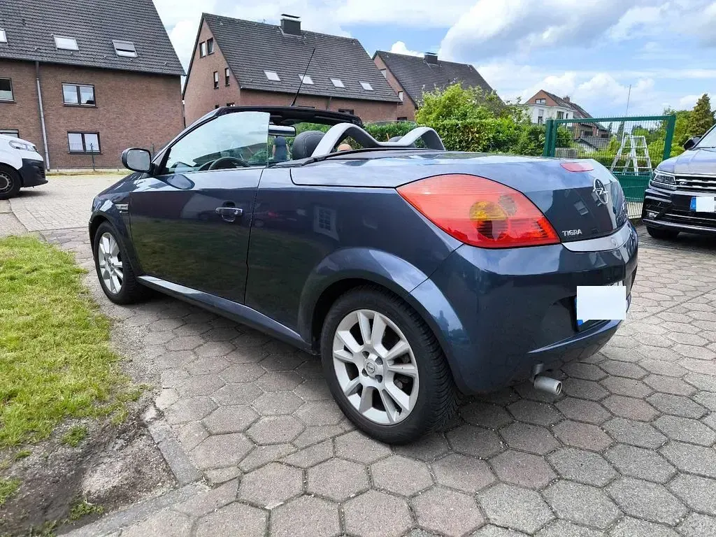 Gebraucht Opel Tigra Edition 125 PS (91 kW) 2006 Blau Cabrio