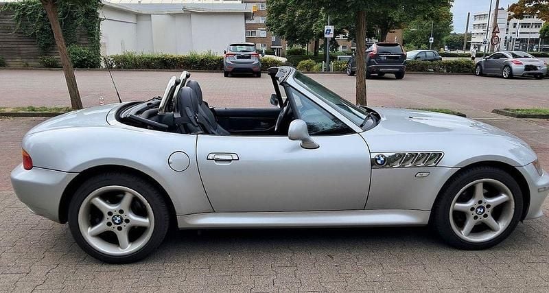 Silber Gebraucht 1999 BMW Z3 Sport Line Cabrio | 14.900 € (Guter Preis) - Bild 1/4