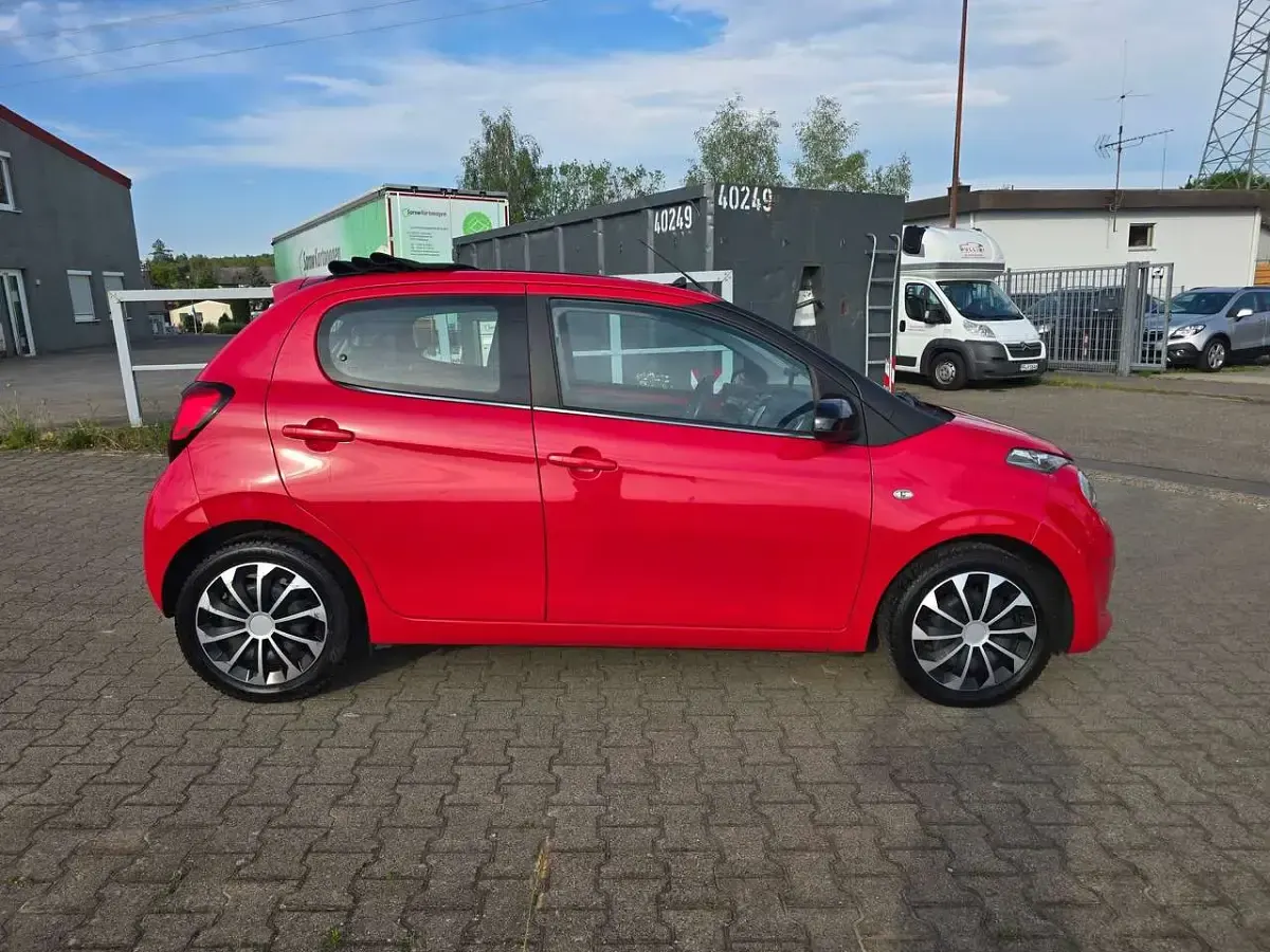 Gebraucht Citroën C1 Shine 82 PS (60 kW) 2016 Zu lackieren rot 3p0/ Kleinwagen