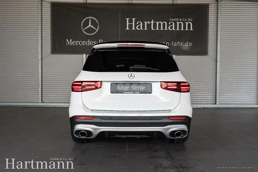 Gebraucht Mercedes GLB35 AMG 306 PS (225 kW) 2024 Polarweiß SUV