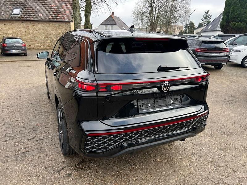 Neu VW Tayron R-line 193 PS (141 kW) 2025 Schwarz SUV