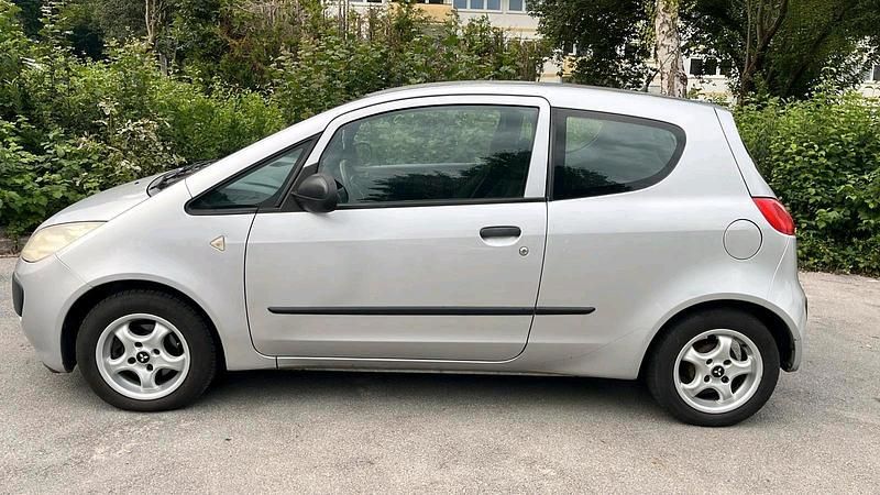 Silber Gebraucht 2005 Mitsubishi Colt Kleinwagen | 1.300 € (Guter Preis) - Bild 1/4