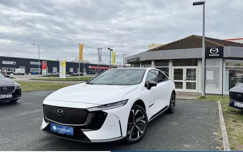 Weiß Neu 2025 Mazda 6e Takumi-Line Limousine | 41.990 € (Fairer Preis) - Bild 1/4