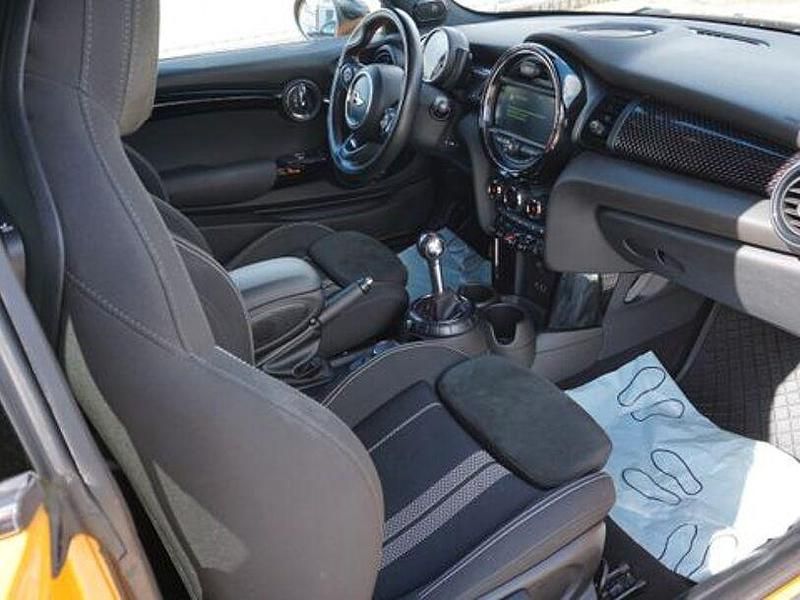 Gebraucht Mini John Cooper Works 231 PS (169 kW) 2017 Orange Kleinwagen