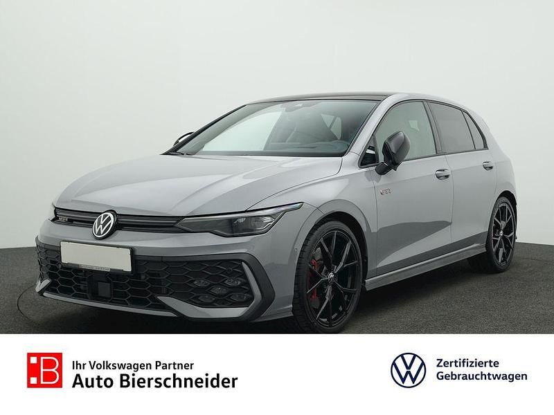 Grau Gebraucht 2024 VW Golf VIII Style Limousine | 39.750 € (Etwas zu teuer) - Bild 1/3