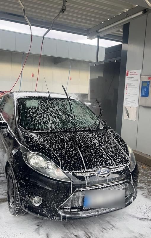 Gebraucht Ford Fiesta 80 PS (58 kW) 2011 Andere farben Kleinwagen