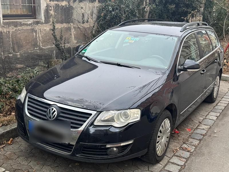 Schwarz Gebraucht 2010 VW Passat Kombi | 1.999 € (Guter Preis) - Bild 1/4