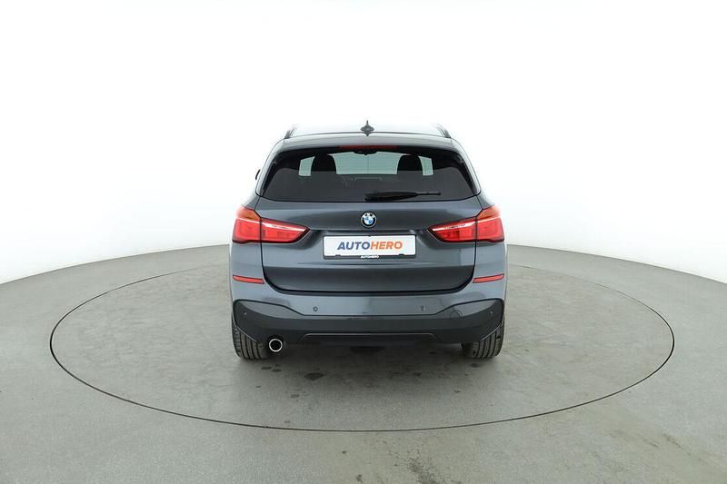 Gebraucht BMW X1 M Sport 140 PS (102 kW) 2018 Grau SUV