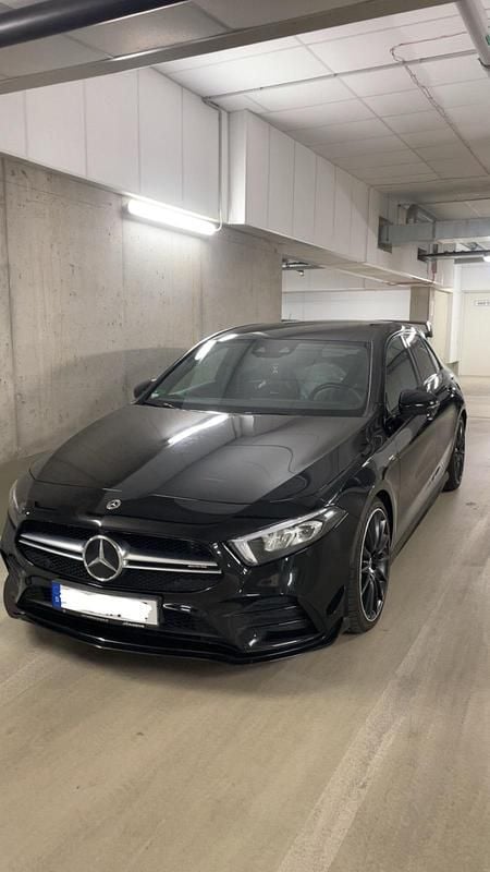 Schwarz Gebraucht 2021 Mercedes A35 AMG AMG Limousine | 32.200 € (Fairer Preis) - Bild 1/4