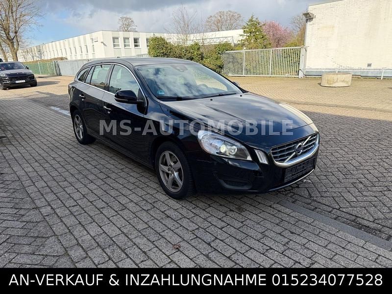 Gebraucht Volvo V60 205 PS (150 kW) 2011 Schwarz Kombi