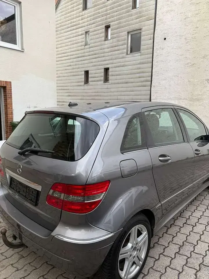 Gebraucht Mercedes B180 109 PS (80 kW) 2008 Van / Kleinbus