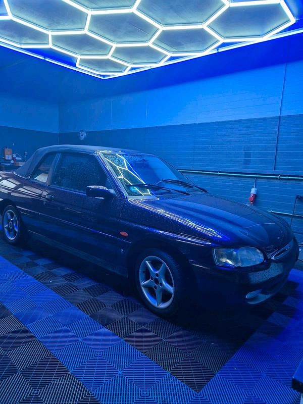 Violet Gebraucht 1998 Ford Escort Cabriolet Cabrio | 2.800 € - Bild 1/4