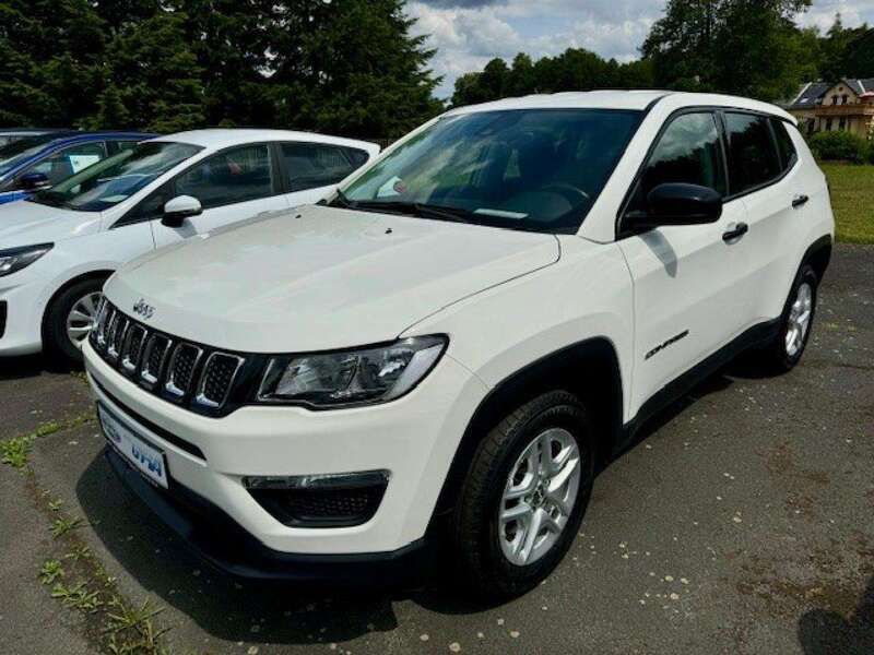White clear coat Gebraucht 2019 Jeep Compass Sport SUV | 17.999 € (Fairer Preis) - Bild 1/4