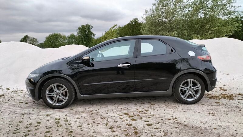Schwarz Gebraucht 2011 Honda Civic Sport Limousine | 6.400 € (Etwas zu teuer) - Bild 1/4