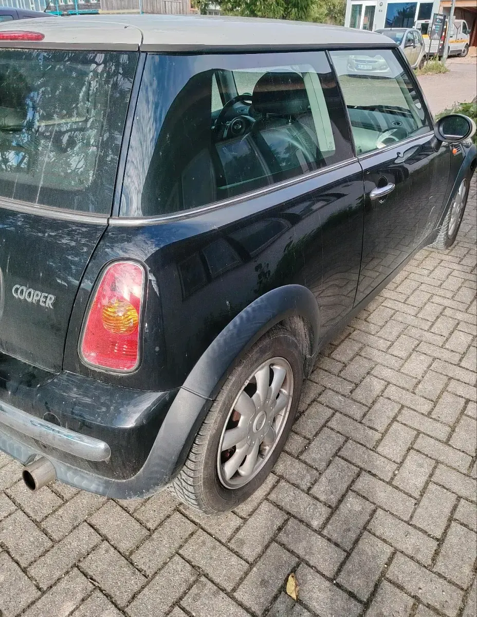 Gebraucht Mini Cooper 116 PS (85 kW) 2004 Schwarz Kleinwagen