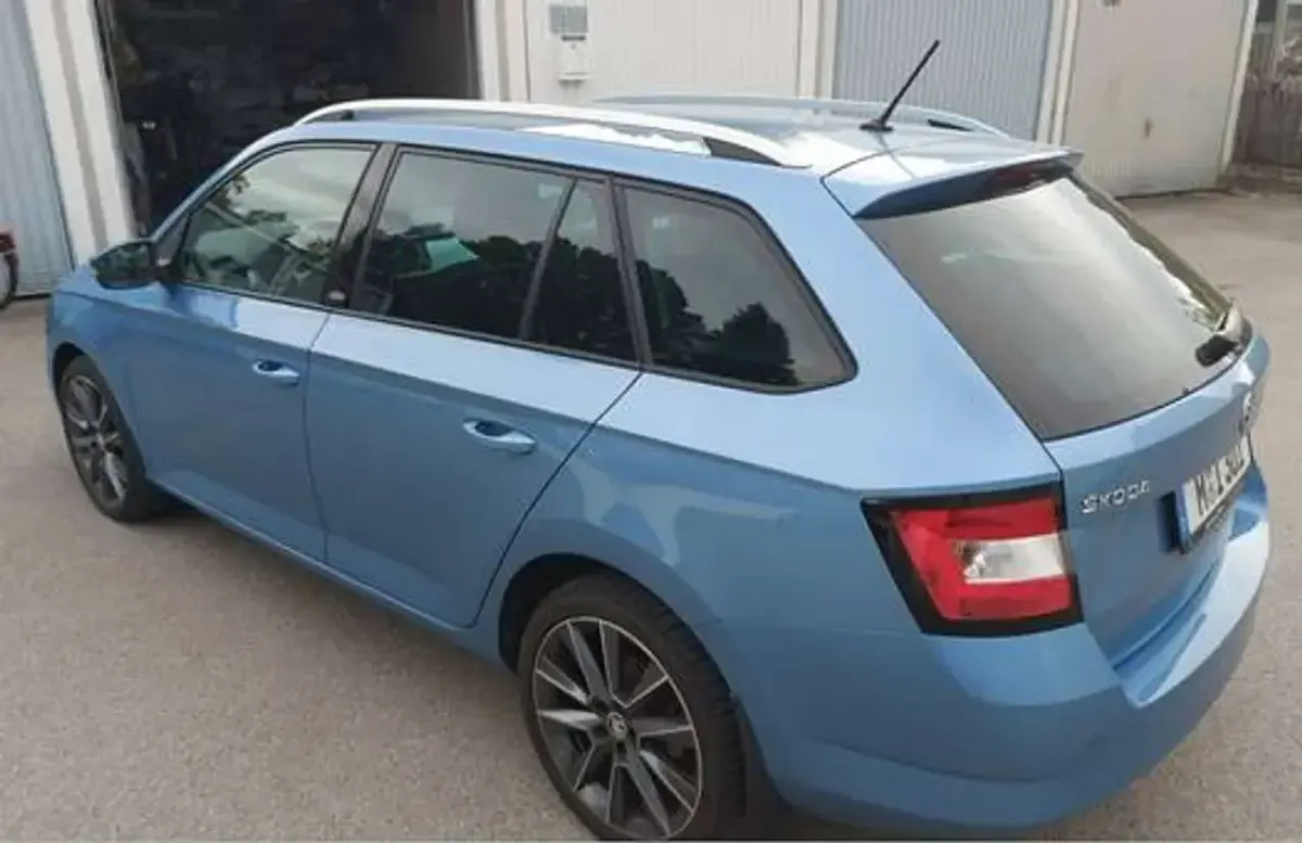 Gebraucht Skoda Fabia Joy 110 PS (80 kW) 2015 Blau Kombi