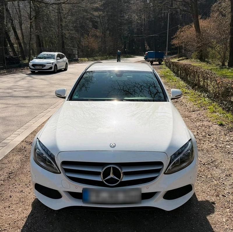 Gebraucht Mercedes C220 170 PS (125 kW) 2016 Weiß Kombi