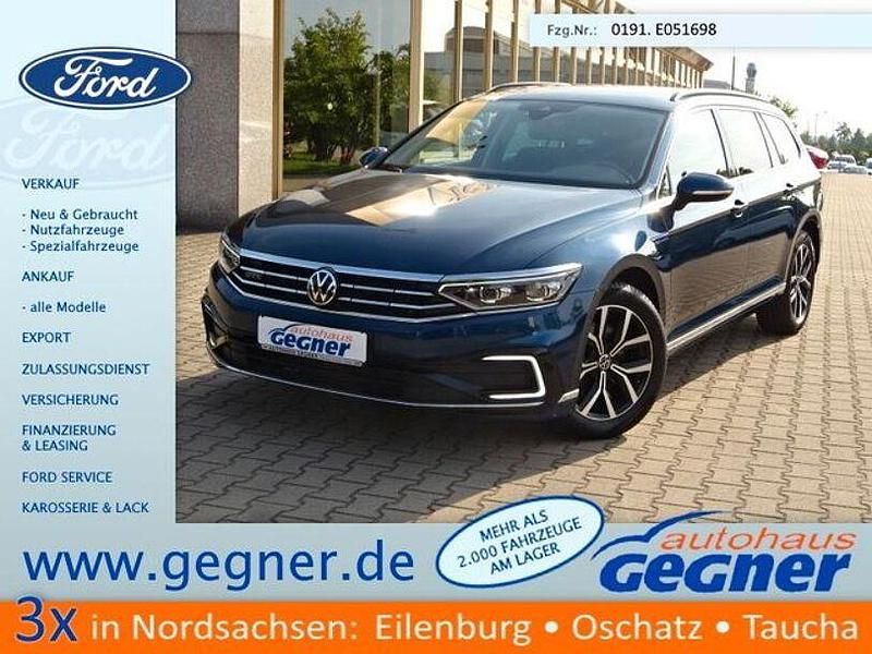Blau Gebraucht 2021 VW Passat GTE Kombi | 21.740 € (Guter Preis) - Bild 1/4