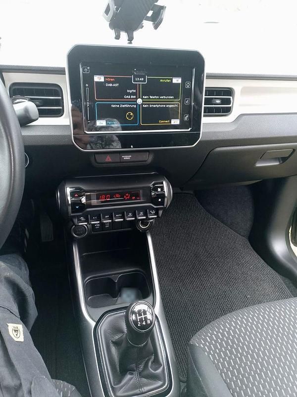 Gebraucht Suzuki Ignis Comfort+ 83 PS (61 kW) 2022 Grün SUV