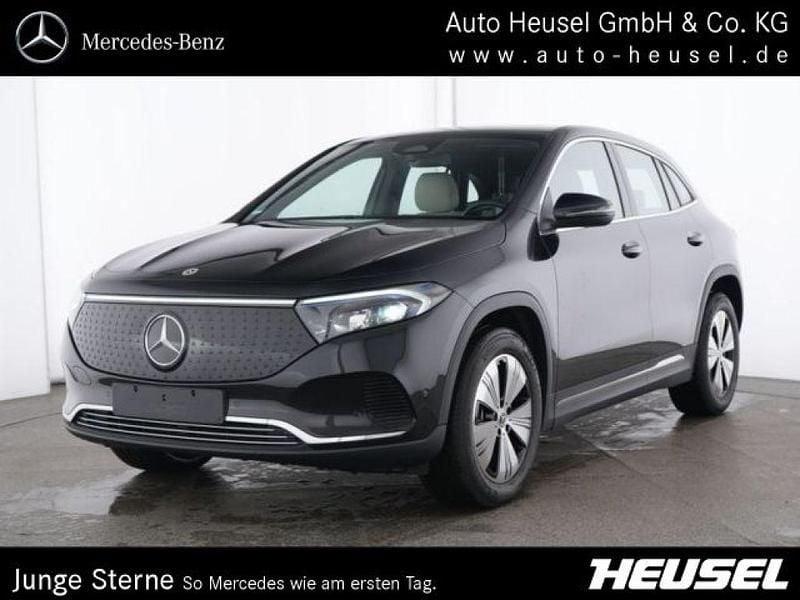 Metalliclack kosmosschwarz (metallic) Gebraucht 2024 Mercedes EQA250 SUV | 31.900 € (Superpreis) - Bild 1/4