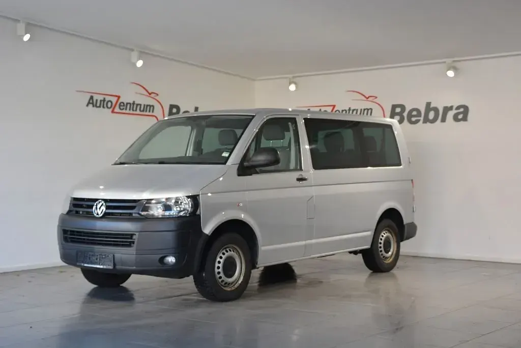 Second-hand VW Transporter 140 CP (102 kW) 2013 Argintiu Van