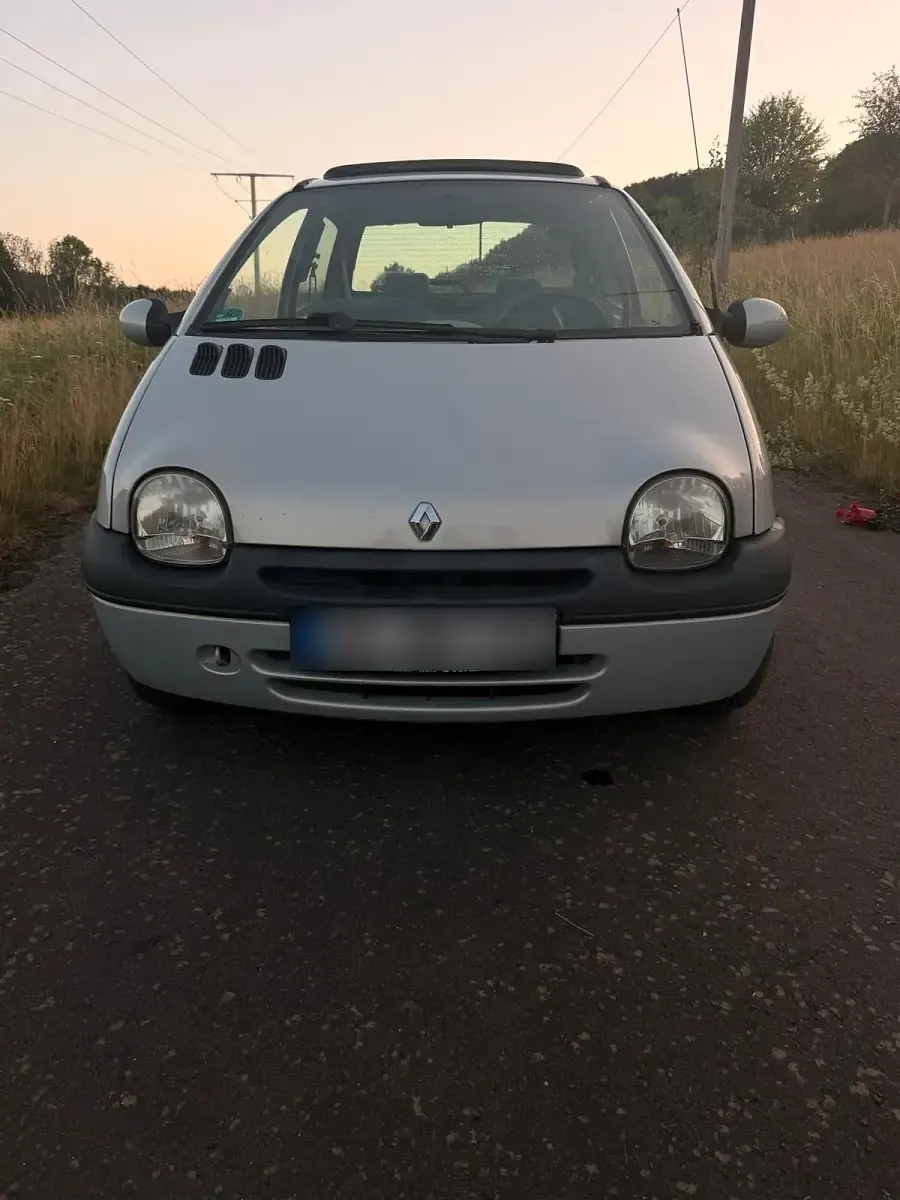 Gebraucht Renault Twingo 58 PS (42 kW) 2004 Silber Kleinwagen