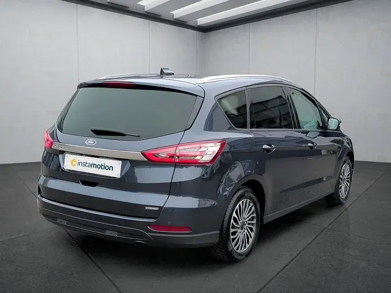Używany Ford S-MAX S 190 KM (139 kW) 2023 Niebieski Minivan