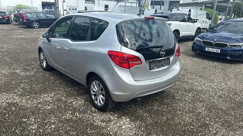 Gebraucht Opel Meriva drive 140 PS (102 kW) 2016 Silber Van / Kleinbus