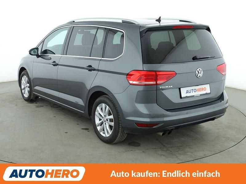 Gebraucht VW Touran Highline 150 PS (110 kW) 2017 Grau Van / Kleinbus