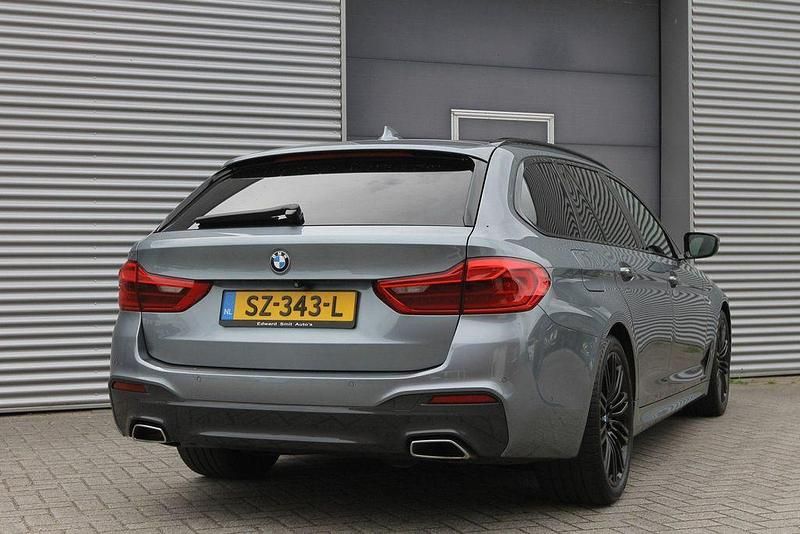Gebraucht BMW 520 Executive 190 PS (139 kW) 2018 Grau Kombi
