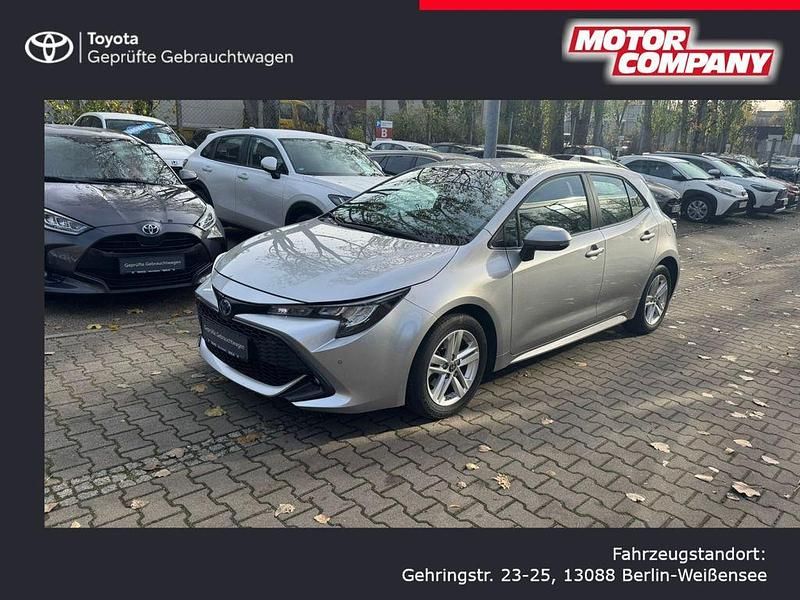 Silber Gebraucht 2022 Toyota Corolla Business Edition Limousine | 22.315 € (Fairer Preis) - Bild 1/4