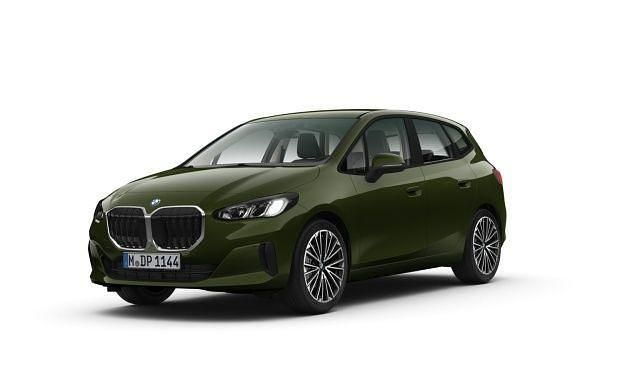 Grün Gebraucht 2024 BMW 218 Active Tourer Luxury Line Van / Kleinbus | 34.530 € (Fairer Preis) - Bild 1/4