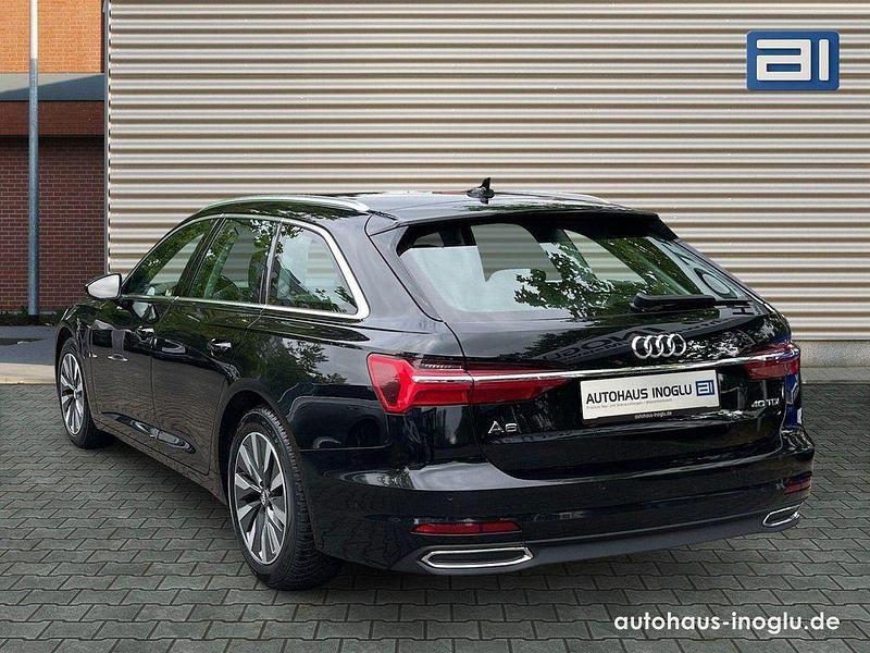 Gebraucht Audi A6 Basis 204 PS (150 kW) 2019 Schwarz mythosschwarz metallic (metallic) Kombi